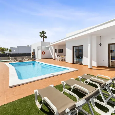 Dafne By Escape Playa Blanca (Lanzarote)